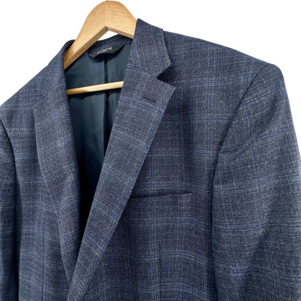 Jos A Bank Traveler Blazer Mens 46 Long Slim Fit Blue Plaid 100% Wool Sport Coat